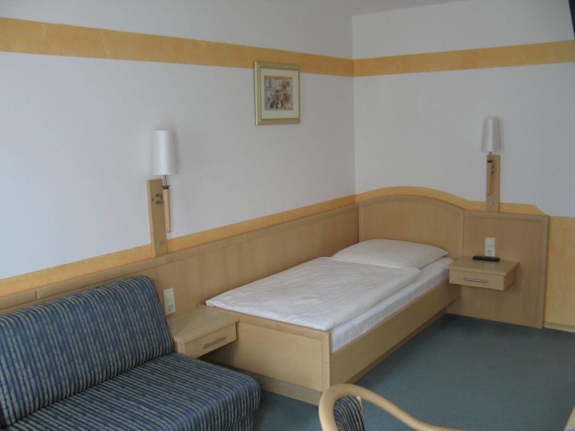 Hotel Garni Hopfengold Wolnzach Exteriér fotografie