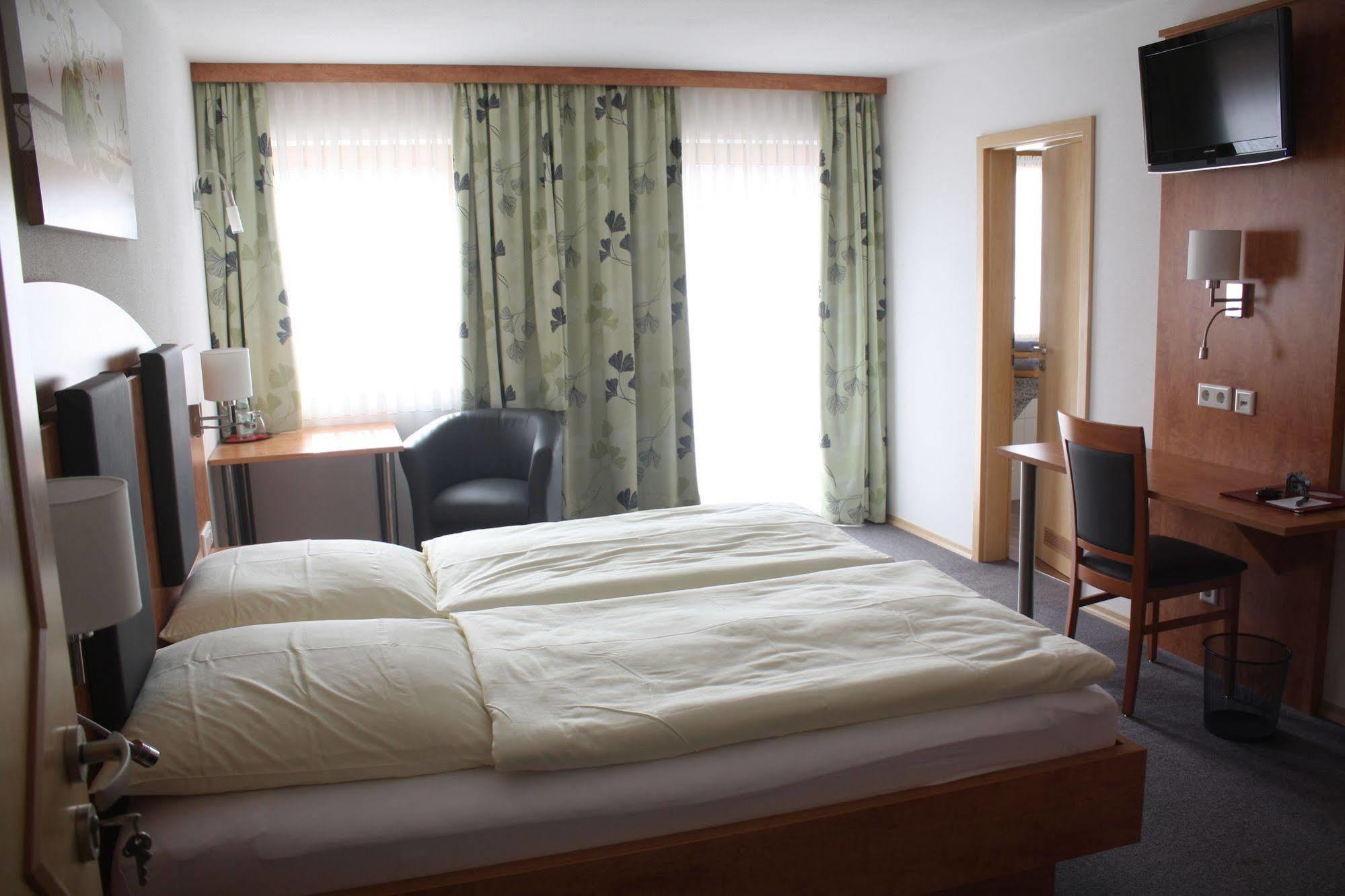Hotel Garni Hopfengold Wolnzach Exteriér fotografie