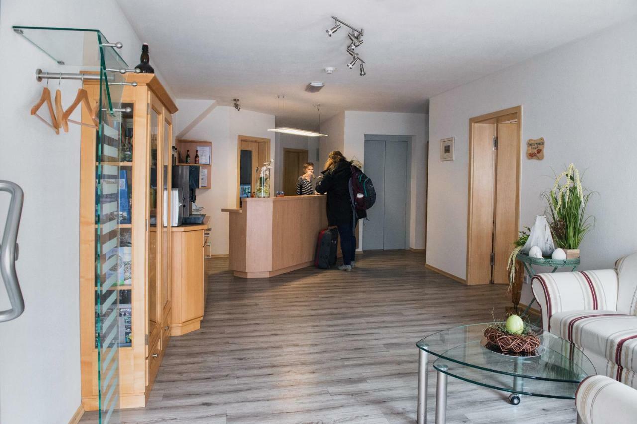Hotel Garni Hopfengold Wolnzach Exteriér fotografie